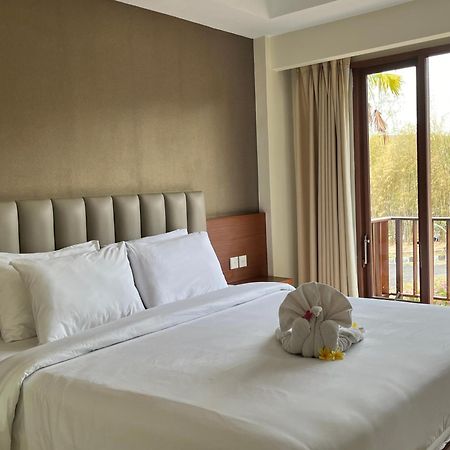 New Kuta Hotel By Lorin Uluwatu Exteriér fotografie