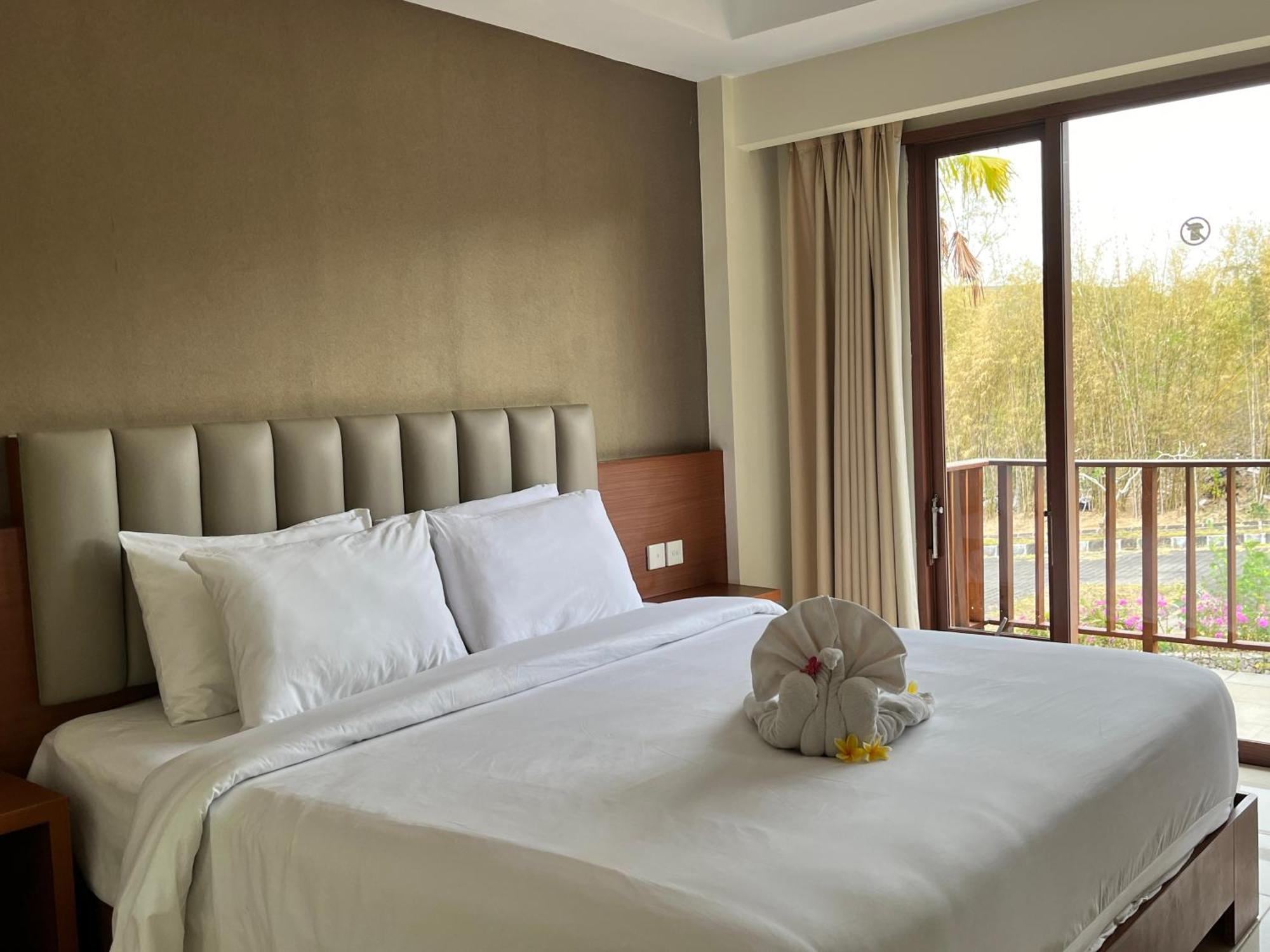 New Kuta Hotel By Lorin Uluwatu Exteriér fotografie